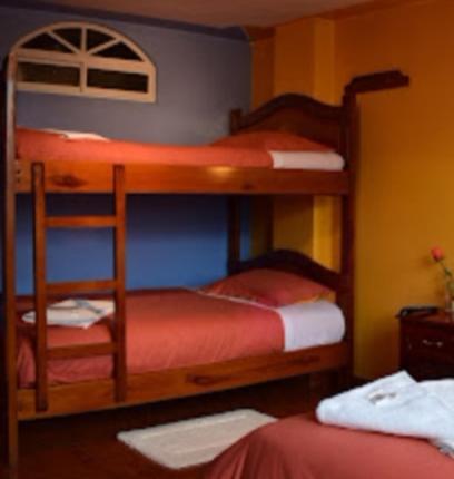 Hostal Miguel Angel Hotel Кито Екстериор снимка